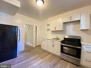 5017 Parrish St in Philadelphia, PA - Building Photo - Building Photo