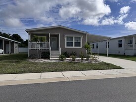 455 Cecilia Dr in Port Orange, FL - Building Photo