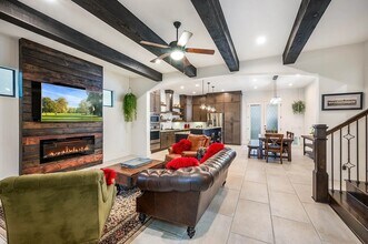 246 Brahan Blvd in San Antonio, TX - Building Photo - Building Photo