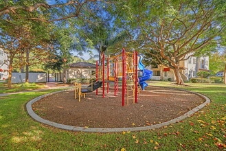 Tierra Vista in Oxnard, CA - Foto de edificio - Building Photo