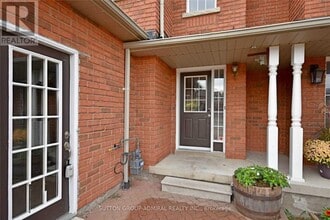 70 Hawthorne Crescent in Barrie, ON - Building Photo - Building Photo