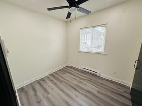 7012-194B 194b St in Surrey, BC - Building Photo - Building Photo