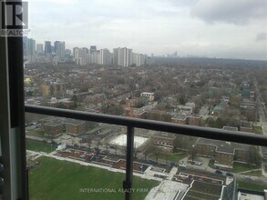 170 Sumach St in Toronto, ON - Building Photo - Building Photo