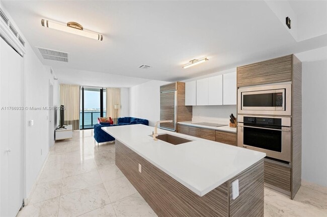 property at 460 NE 28th St