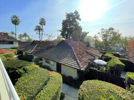 305 California Blvd in Pasadena, CA - Building Photo