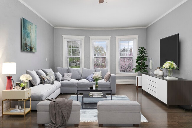 property at 4148 Warwick Blvd