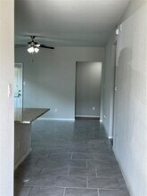 8110 Ecru Ln in Rosharon, TX - Building Photo - Building Photo