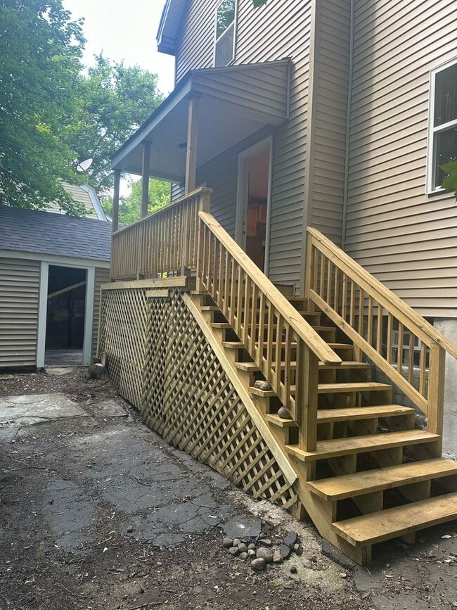 716 Allegheny St in New Brighton, PA - Building Photo - Building Photo