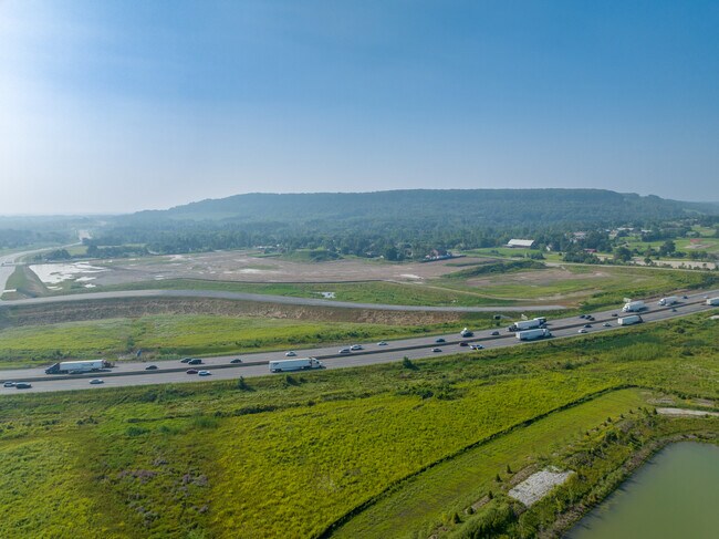 Milton Meadows North Subdivision in Milton, ON - Building Photo - Building Photo