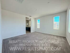 136 Lily Bay Cir in Sacramento, CA - Building Photo - Building Photo