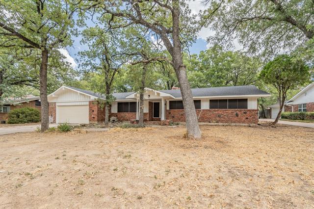 6409 Yorkshire Dr in Forest Hill, TX - Building Photo - Building Photo