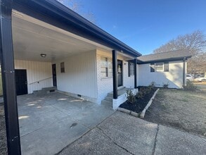 2851 Redwing Rd in Memphis, TN - Building Photo - Building Photo