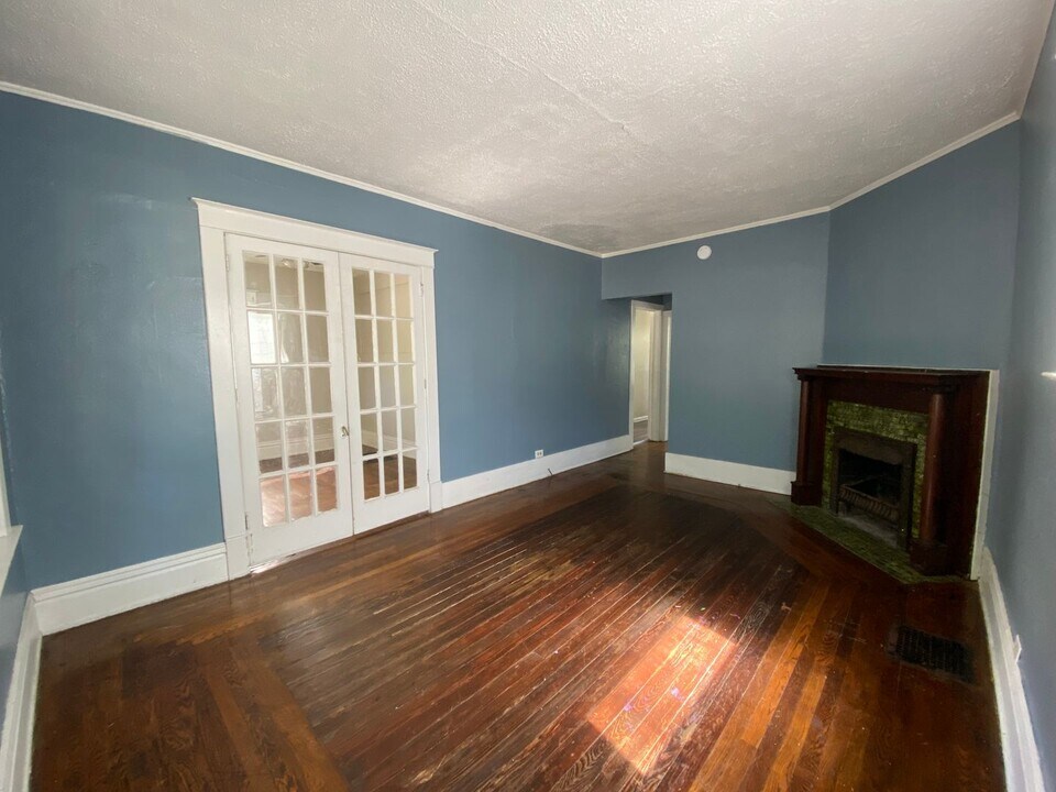 617 Pearl St in Kalamazoo, MI - Building Photo