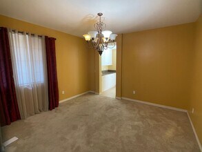 1330 Noche Dr in Oxnard, CA - Building Photo - Building Photo
