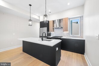 315 W Berks St in Philadelphia, PA - Building Photo - Building Photo