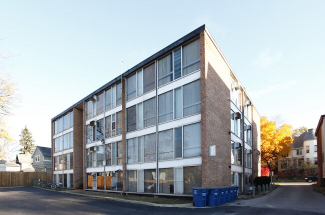 520 Packard St in Ann Arbor, MI - Foto de edificio - Building Photo