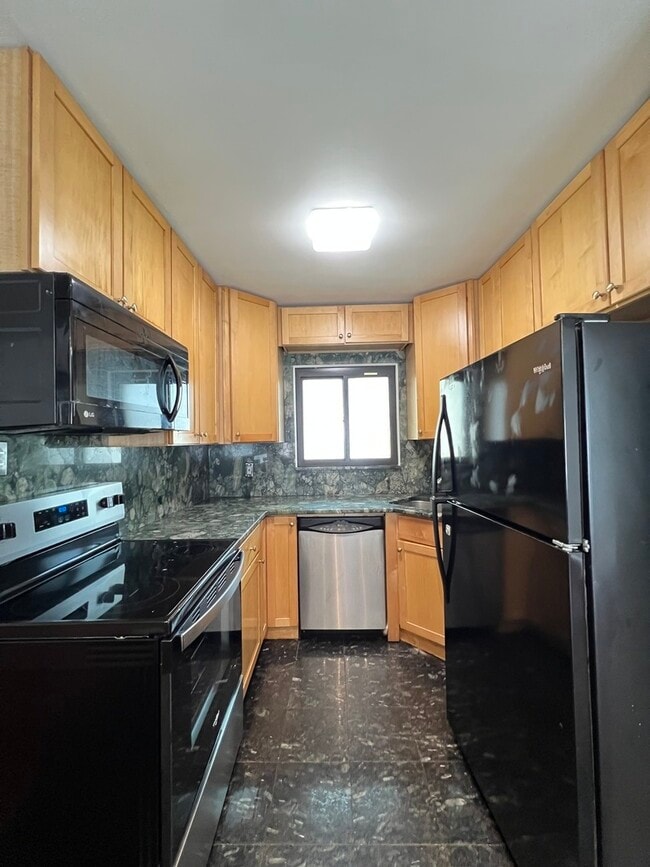 2903 W Berwyn Ave in Chicago, IL - Building Photo - Building Photo