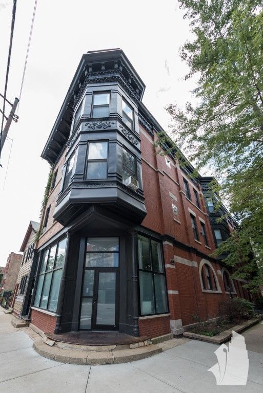 property at 2258 N Southport Ave