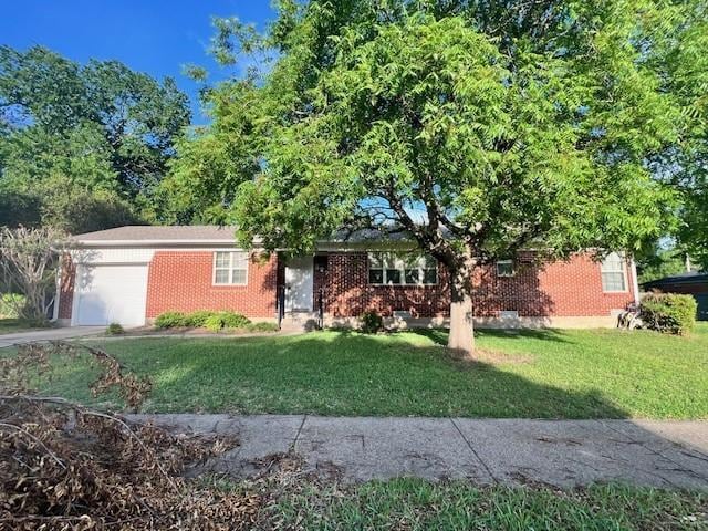 property at 327 S 4th St