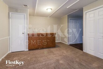 23 NW 101 Pl in Kansas City, MO - Building Photo - Building Photo