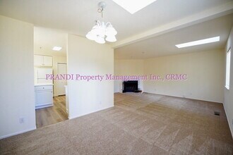 9 Bayview St in San Rafael, CA - Building Photo - Building Photo