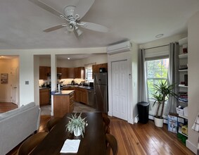 340 Putnam Ave, Unit 3 in Cambridge, MA - Building Photo - Building Photo