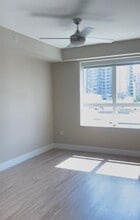 310 N Orange Ave in Orlando, FL - Building Photo - Building Photo