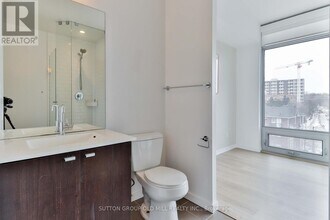 103 The Queensway in Toronto, ON - Building Photo - Building Photo