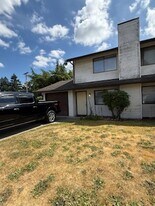 701 F Pl NE, Unit F Pl NE in Auburn, WA - Building Photo