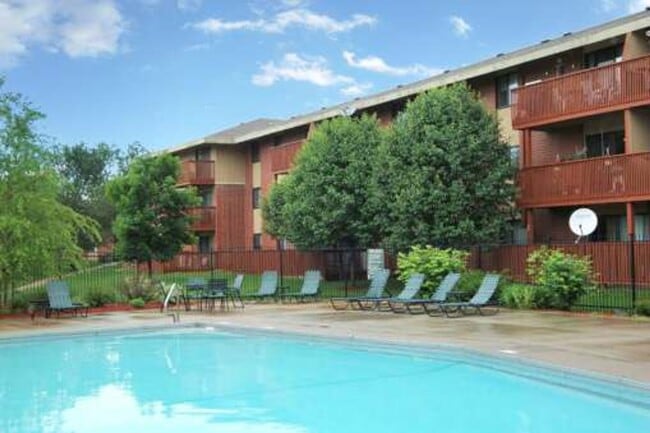 The Pointe on Fleur Apartments