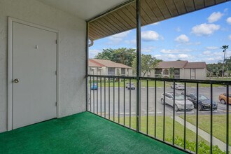 4991 Sable Pine Cir in West Palm Beach, FL - Building Photo - Building Photo