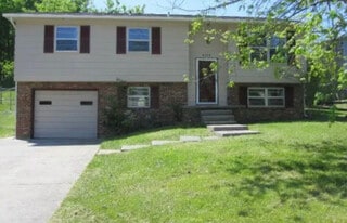 4324 W Scarlett Ln, Unit Furnished Basement Studio