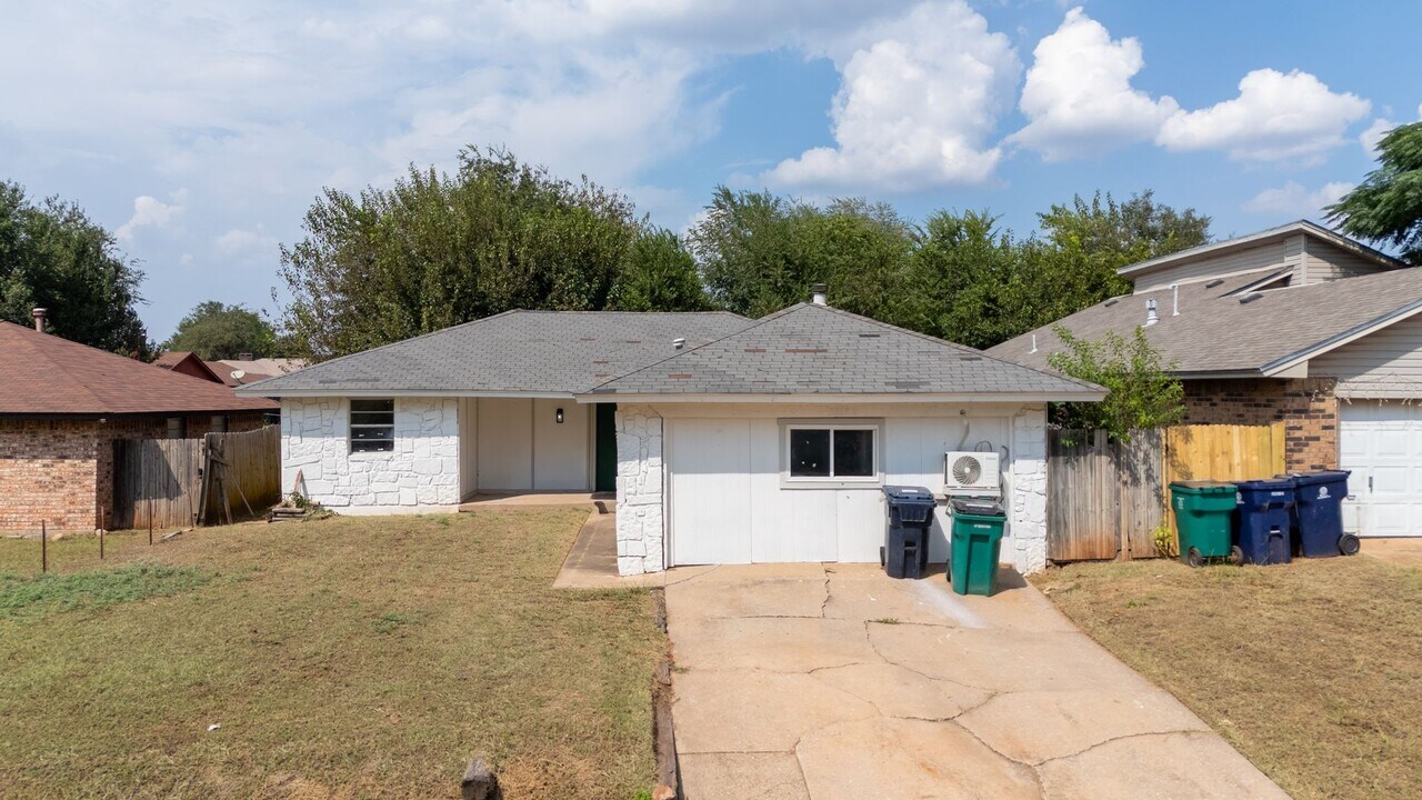 3317 SE 57th St in Oklahoma City, OK - Building Photo