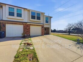 3950 Seaside Ct in Euless, TX - Building Photo