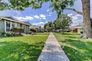 9901 E Evans Ave in Aurora, CO - Building Photo