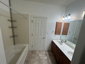 453 Loma Linda Loop NE in Rio Rancho, NM - Building Photo - Building Photo