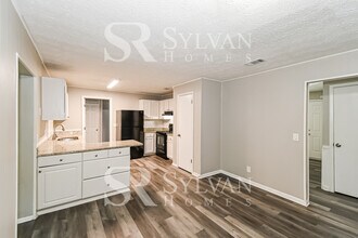 1007 Winstonian Way St in Jacksonville, FL - Building Photo - Building Photo