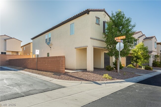 971 Huntington Cove Pkwy in Las Vegas, NV - Building Photo - Building Photo