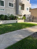 5908 Cedros Avenue in Sherman Oaks, CA - Building Photo