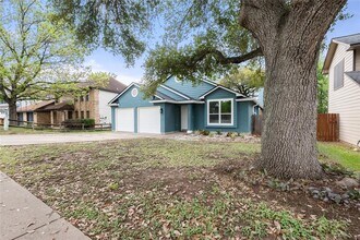 2844 Gettysburg Dr in Austin, TX - Building Photo - Building Photo