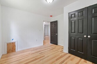 7711 Westmoreland Ave-Unit -Unit 3 in Pittsburgh, PA - Building Photo - Building Photo