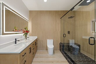 3682 Curlew St in San Diego, CA - Building Photo - Building Photo