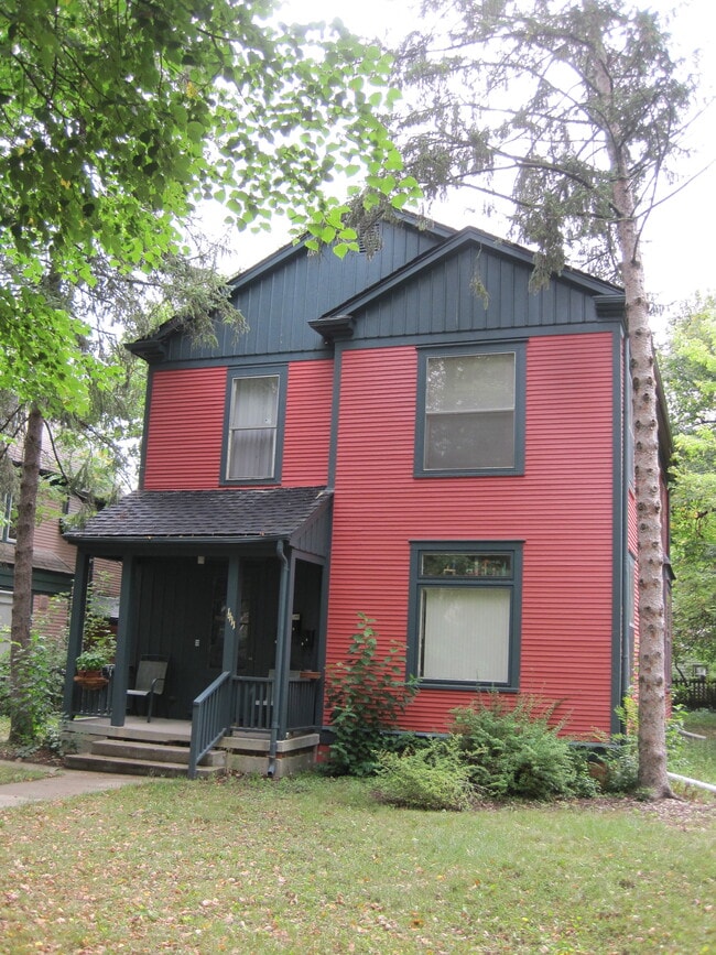 1411 Golden Ave, Unit 2