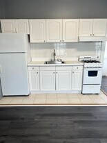 19 Saint Lukes Rd, Unit 407 in Boston, MA - Building Photo