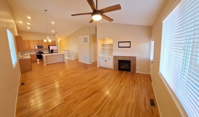 property at 3645 Desert Ridge Cir