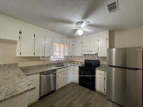 102 Trippi Terrace in Warner Robins, GA - Building Photo - Building Photo