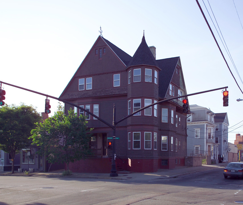 156 Broadway in Providence, RI - Building Photo