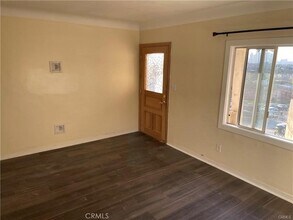 1102 N Alma Ave, Unit 1 in Los Angeles, CA - Building Photo - Building Photo