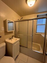 68 W 53rd St, Unit 2 in Bayonne, NJ - Building Photo - Building Photo