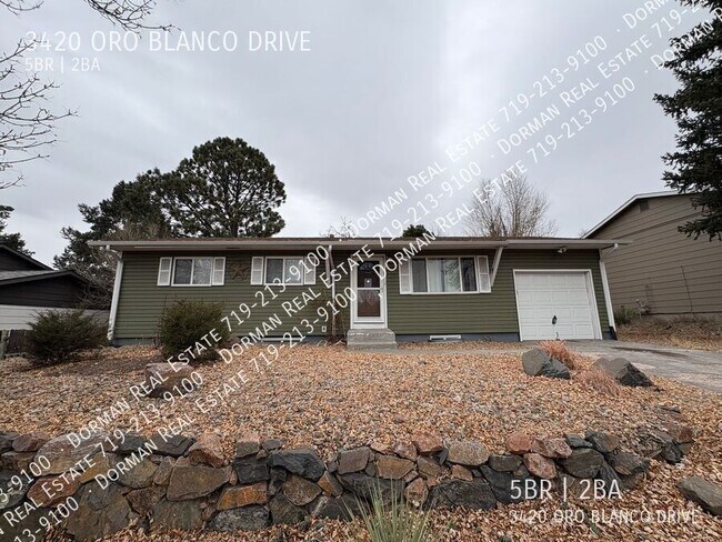 property at 3420 Oro Blanco Dr